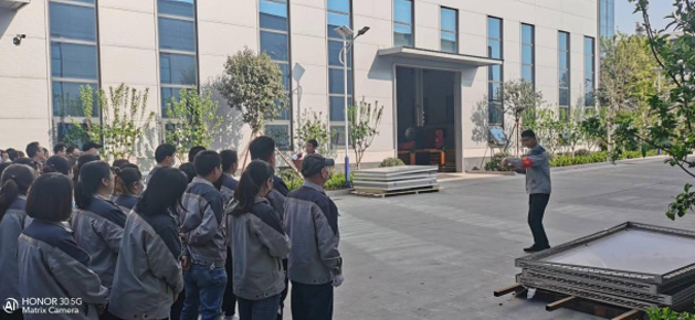 濟(jì)南銳拓科技有限公司全體員工進(jìn)行消防應(yīng)急預(yù)案演練 濟(jì)南銳拓科技有限公司全體員工進(jìn)行消防應(yīng)急預(yù)案演練